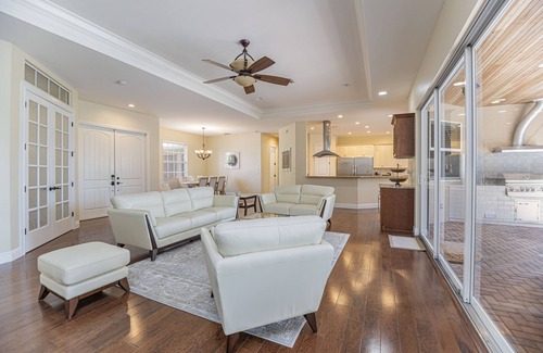 Palm River Estates House | 8mins to famous Naples beaches and sunsets! Entertainers family dream home.
