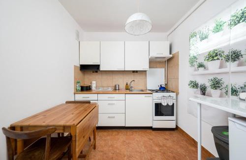 Centrum Apartment | 8th Floor City View Apartment by BookingHost