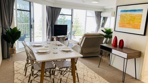 Miami Apartment | 8th Floor Ocean View Apartment