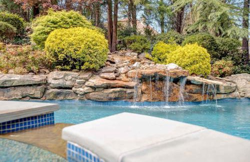 Marietta House | 9-Bedroom Atlanta Mansion for Rentals and Events