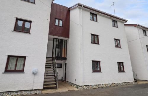 Borth-y-Gest Apartment | 9 Oakley Wharf