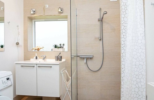 Kramnitse House | 9 person holiday home in Rødby