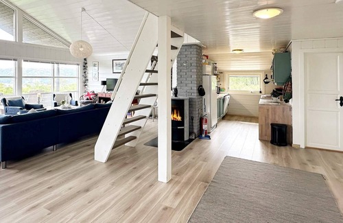 Lyngdal House | 9 person holiday home in Korshamn-By Traum