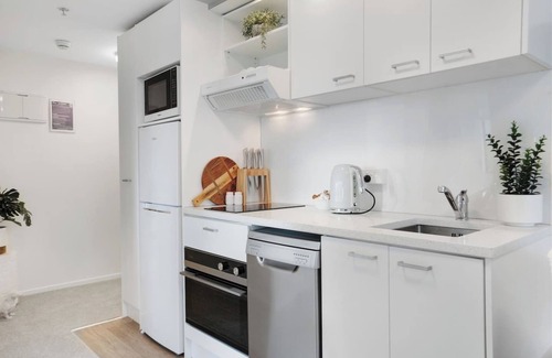 Grafton Apartment | 905/96 Symonds Street, Grafton, Auckland 1010