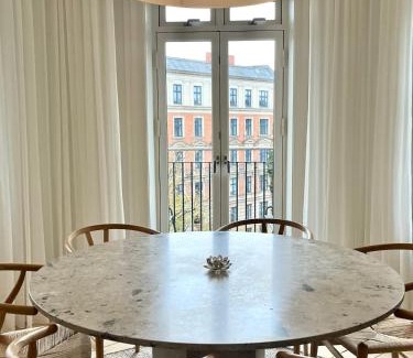 Copenhagen City Centre Apartment | 90m2 Luxury flat in central Copenhagen