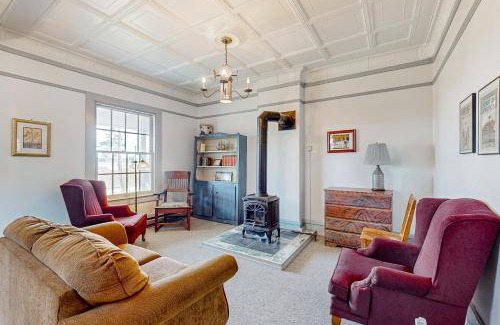 Coupeville House | 94 m² House ∙ 2 bedrooms ∙ 5 guests