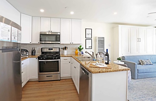 San Clemente Apartment | 95 Walk Score Bikes 300Mbps 2minBeach 5starpromise