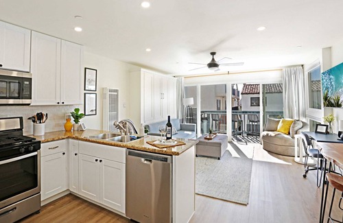 San Clemente Apartment | 95 Walk Score Bikes 300Mbps 2minBeach 5starpromise