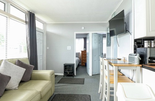 Chapel Saint Leonards Cottage | 98 Cherry Park