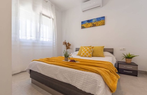 Deltebre Other | 98 m² Accommodation ∙ 4 bedrooms ∙ 7 guests