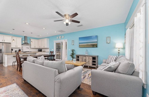 Marineland Acres Cottage | 9863sailmoodpcnh - Sailing Mood
