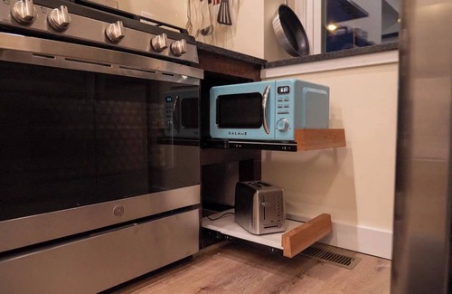 Ambler House | Açaí: Ambler 3 Bed, 3 Bath, & 3 Floor Home