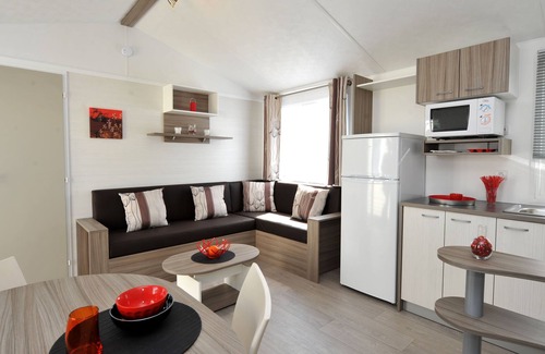 Laroque-des-Alberes House | A 12 km d'Argelès | Mobil-home + Clim | Piscine