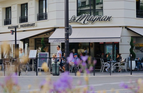 Les Baumettes Apartment | A 2 Minutes de la Plage et de la Prom Avec Terrasse ! Piscine Dans Résidence