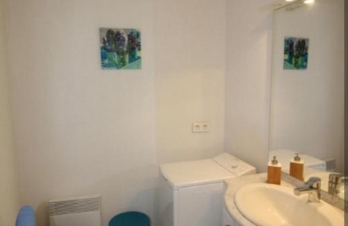 Quartier du Port Apartment | A 2 pas de la place du pin et port!