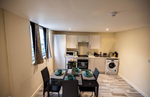Deptford Apartment | A 3 Bedroom Spacious Property in Deptford London