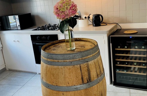 Ars-en-Re House | A 3 minutes du centre ville.nMaison typique au coeur du village d'Ars-En-Ré