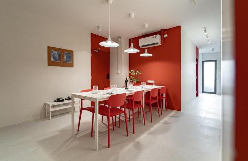 Ratchadaphisek Apartment | A 4BR apartment for 10 pax on 4F