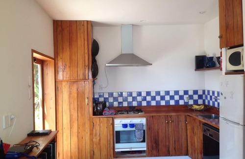 Piha House | A Beach House at Piha - beachfront romantic hideaway, prime South Piha Beach.