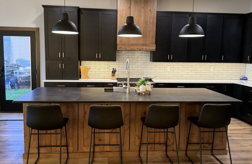 Alexandria House | A beautiful home on Little Darling Lake.