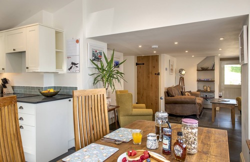 Brazzacott Cottage | A beautifully restored Cornish cottage retreat with private hot tub