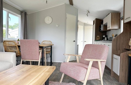 Municipality of Schagen House | A brand new chalet, terrace with awning, very nicely decorated and free WIFI.