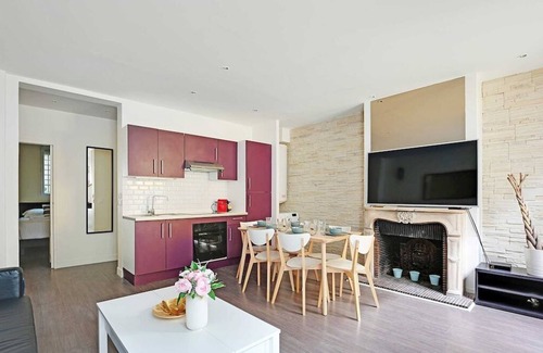 Hopital Saint-Louis Apartment | A Canal-Side Experience for 6 Guests