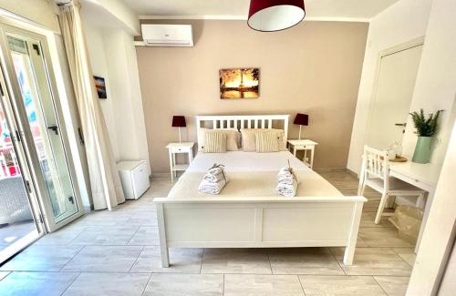 Pozzuoli Bed & Breakfast | A Casa dei Bruno B&B