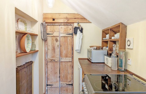 Chichester Cottage | A charming and unique cottage in the centre of Chichester - sleeps 3