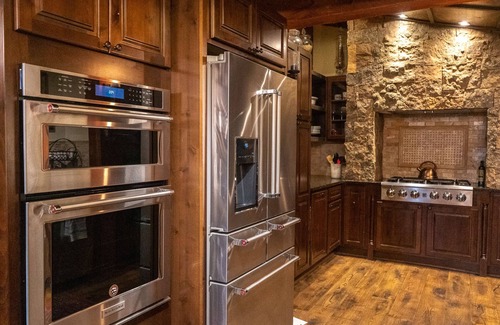 Bozeman Ski Chalet | A Cozy Chalet at the base of Bridger Bowl ski resort