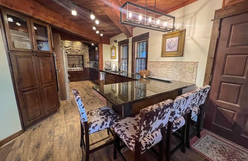 Bozeman Ski Chalet | A Cozy Chalet at the base of Bridger Bowl ski resort