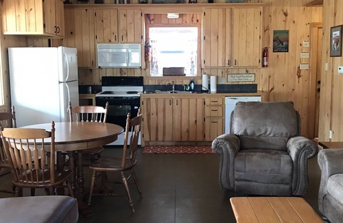 Murfreesboro Cabin | A cozy getaway on the Little Missouri River! -RIVER ACCESS