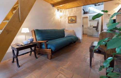 Oltrarno Apartment | A cozy place with fully equipped kitchen, piano and fast internet
