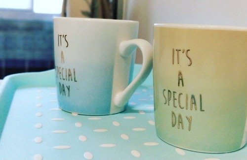 East District Apartment | A cozy room with story from FaFa