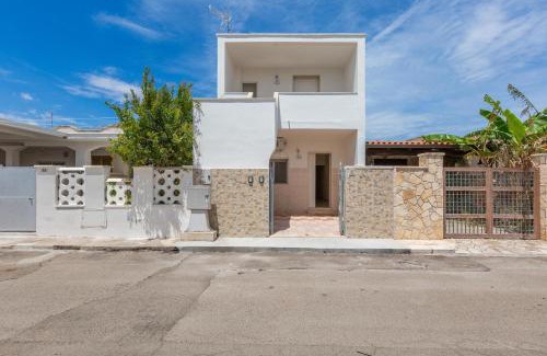 Torre Rinalda Apartment | A due Passi dal Mare by BarbarHouse