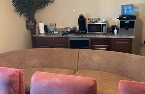 Fleming House | A family home that is perfect for any trip to beautiful Savannah!
