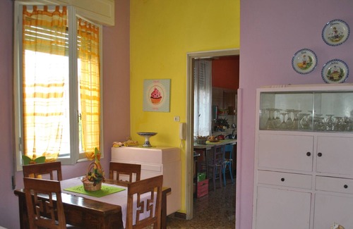 Mirandola House | A few km from the border with Lombardy, Emilia Romagna and Veneto, 30 parking pr