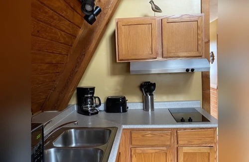 Logan Cabin | A-Frame #17 - Hosted by The Chalets