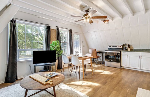 Florence House | A-Frame Home ~ 6 Mi to Tennessee River!