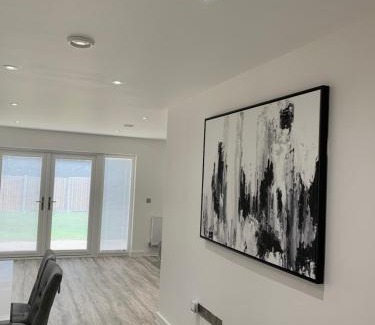 Basildon House | A G2 luxury home that sleeps up to 4 guests