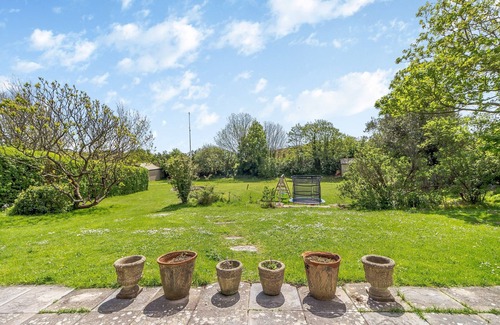 Horton Cottage | A gorgeous Gower getaway - enjoy a family friendly break with direct access to the beach.