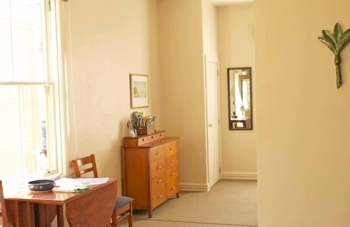 Te Aro Cottage | A great inner-city option - 5 Tonks Grove