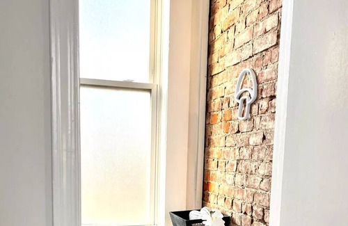 Phoenix Hill House | A Hidden Gem Near NULU, Downtown, KFC YUM Center and the Slaughterhouse...