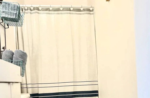 Phoenix Hill House | A Hidden Gem Near NULU, Downtown, KFC YUM Center and the Slaughterhouse...