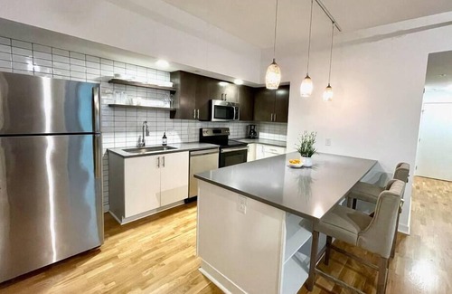 Downtown Omaha Apartment | A historic 1,000 square foot Atrium loft in the heart of the Old Market
