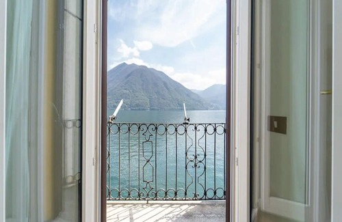 Argegno Villa | A historic jewel Offering the elegance&comfort of a bygone era-breathtaking view