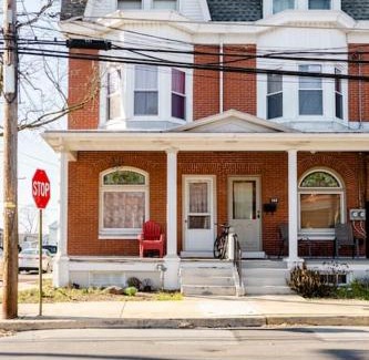 Fleetwood Apartment | A- home -away -from -yours