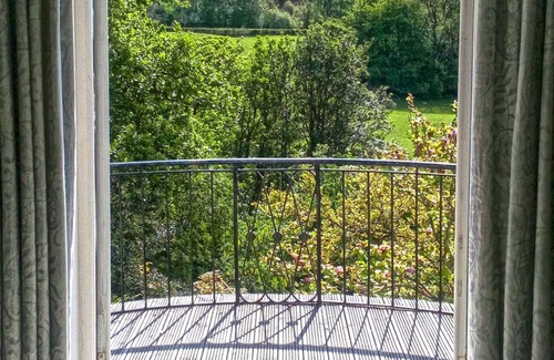 Builth Wells House | A Large Country House, perfect for friends & family gatherings.