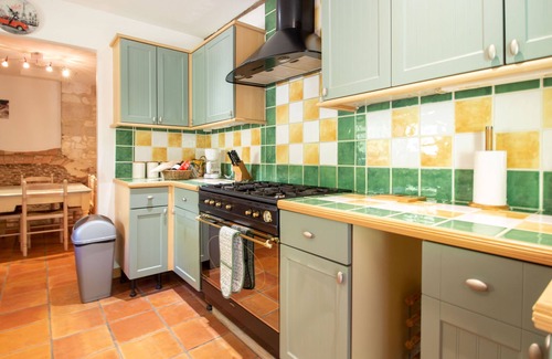 Douzains Cottage | A lovely stone built cottage with stunning pool