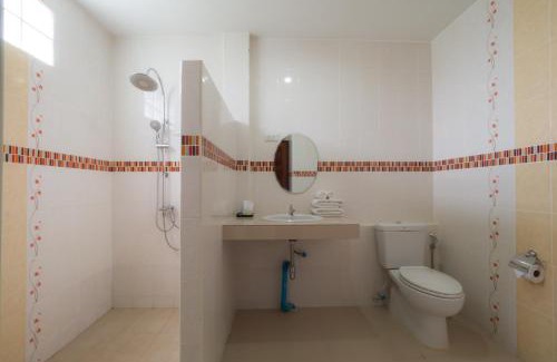 Chum Het Resort | A Nice Resort